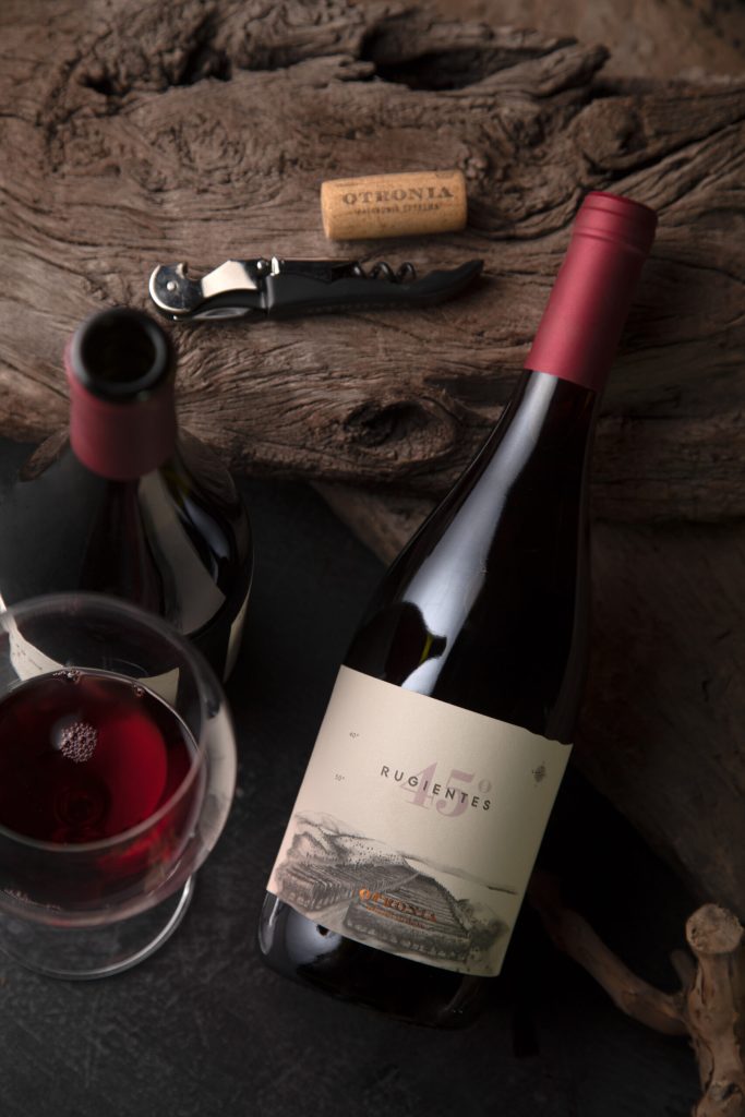 Pinot Noir '45 Rugientes'.
