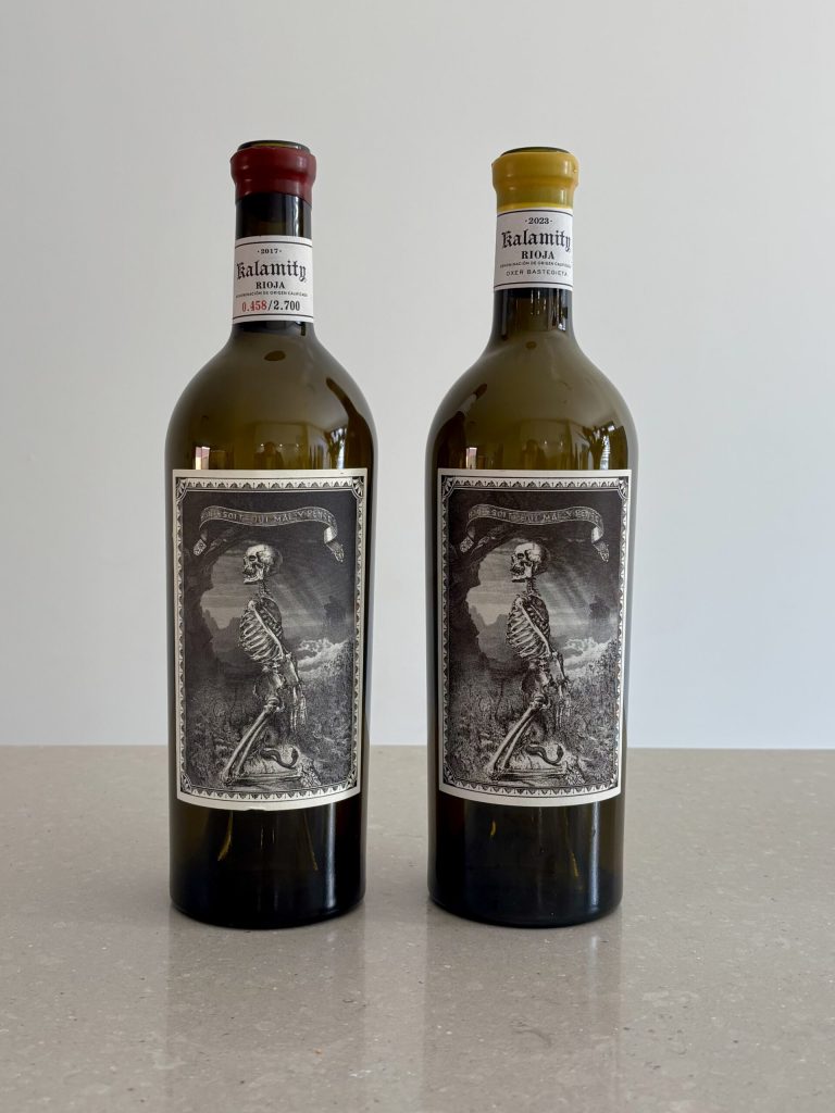 Oxer's Master Piece, Kalamity. Produced in red and white.