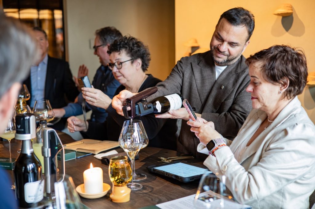 Antonello Nicastri using Coravin's new 'Hermitage Edition'.